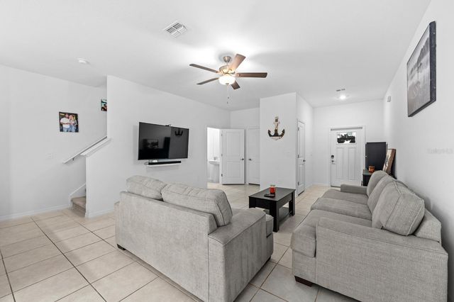 10305 TRUMPET HONEYSUCKLE WAY, San Antonio, FL 33576