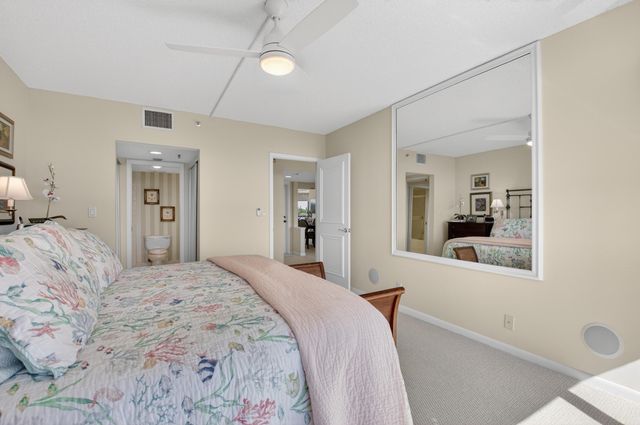6797 Willow Wood Drive 6056, Boca Raton, FL 33434