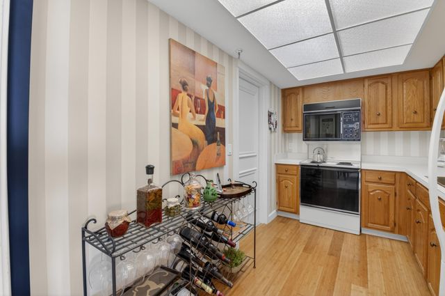 6797 Willow Wood Drive 6056, Boca Raton, FL 33434