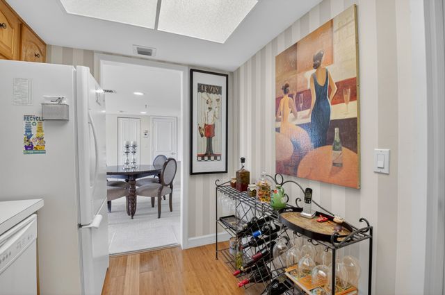 6797 Willow Wood Drive 6056, Boca Raton, FL 33434
