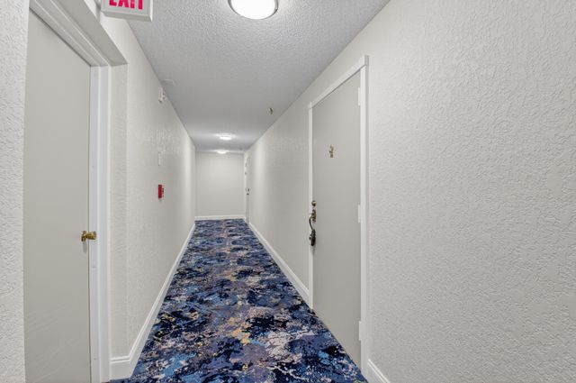 6797 Willow Wood Drive 6056, Boca Raton, FL 33434