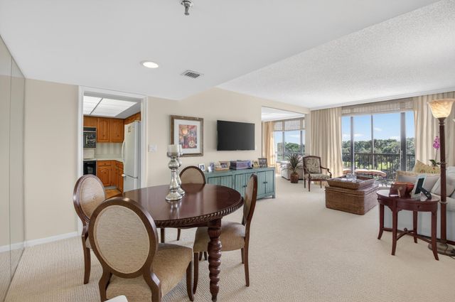 6797 Willow Wood Drive 6056, Boca Raton, FL 33434