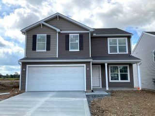 914 Sherwood Loop, Bellefontaine, OH 43311
