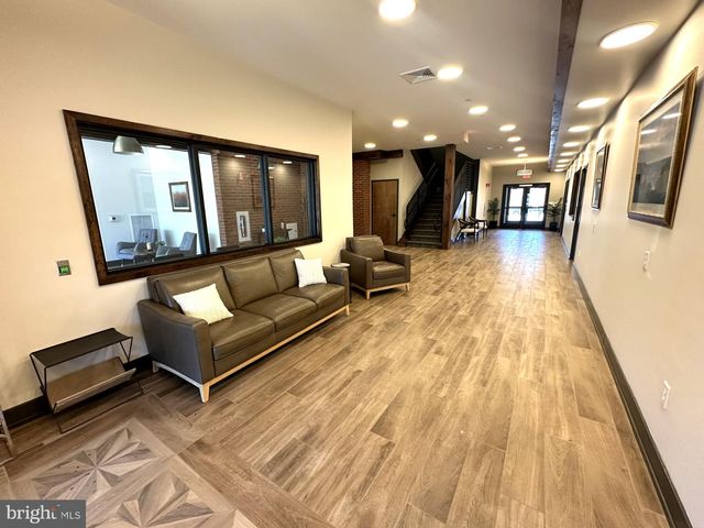 409 W Butler Ave Unit 223 D-05, Chalfont, PA 18914