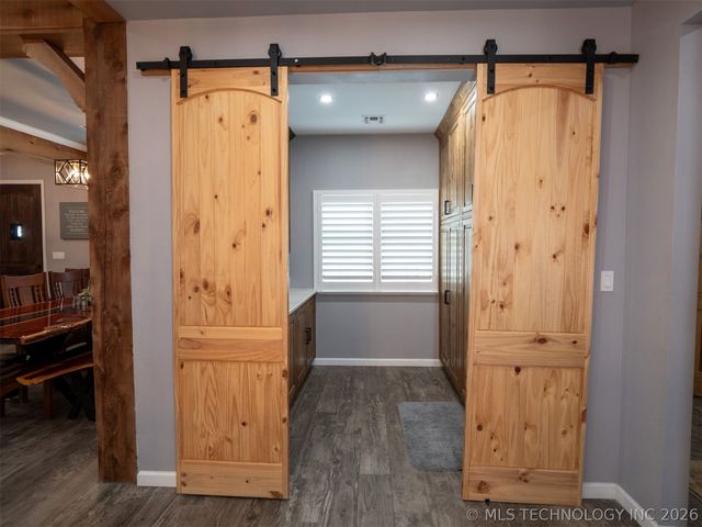 2724 Lark Road, Kingston, OK 73439