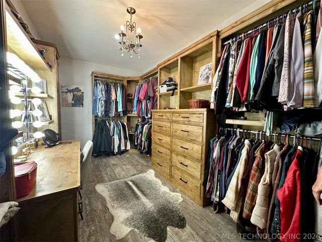 2724 Lark Road, Kingston, OK 73439