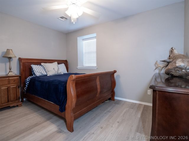 2724 Lark Road, Kingston, OK 73439