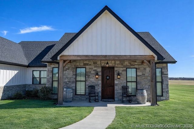 2724 Lark Road, Kingston, OK 73439