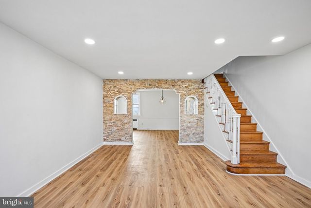 1742 E MAYLAND ST, Philadelphia, PA 19138