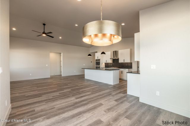 6017 W MORESBY AVE, Rathdrum, ID 83858