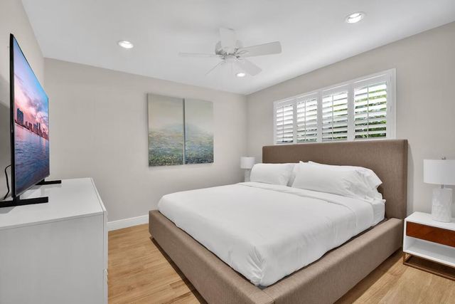 2152 NE 63rd Court, Fort Lauderdale, FL 33308