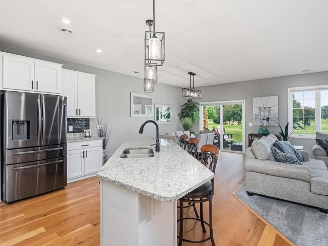 101 Parkview Lane, Cologne, MN 55322