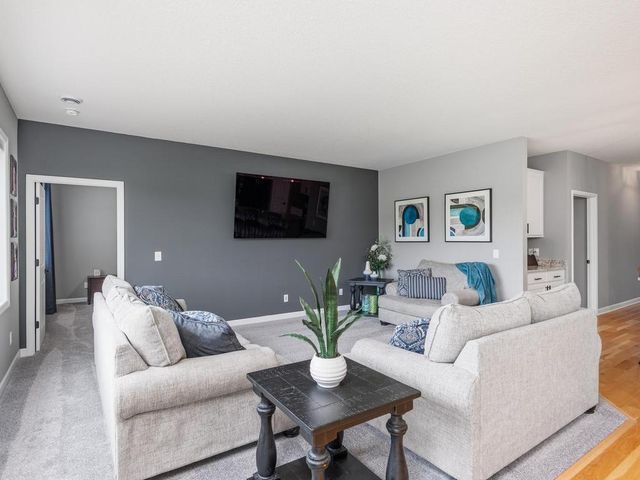101 Parkview Lane, Cologne, MN 55322