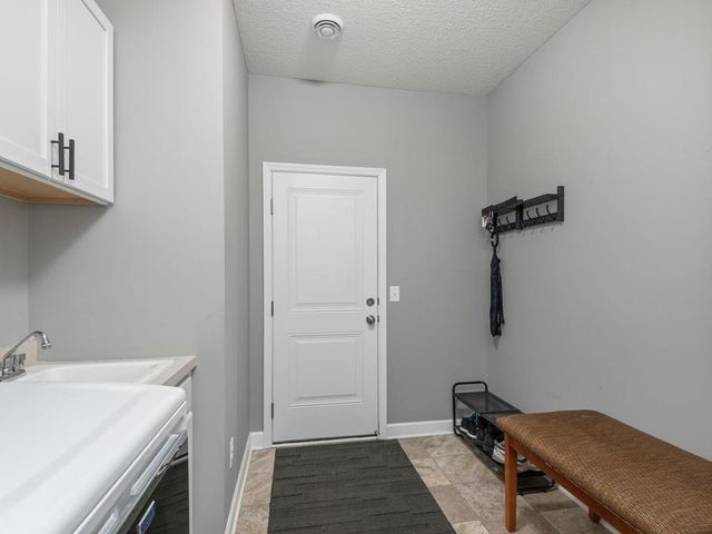 101 Parkview Lane, Cologne, MN 55322