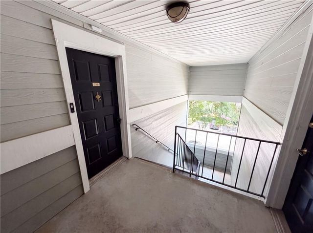 216 Summit North Drive NE, Atlanta, GA 30324