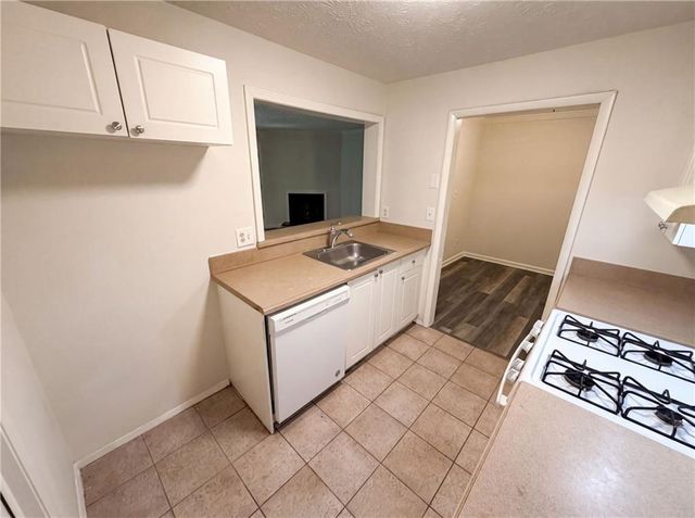 216 Summit North Drive NE, Atlanta, GA 30324