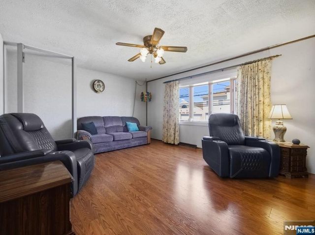 98 Moonachie Road, Moonachie, NJ 07074