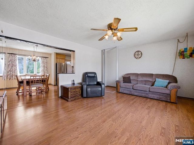 98 Moonachie Road, Moonachie, NJ 07074
