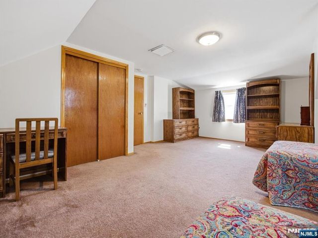 98 Moonachie Road, Moonachie, NJ 07074