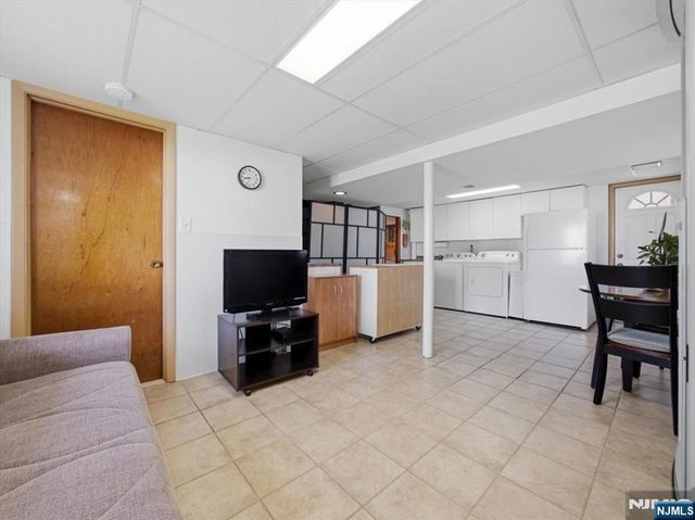 98 Moonachie Road, Moonachie, NJ 07074