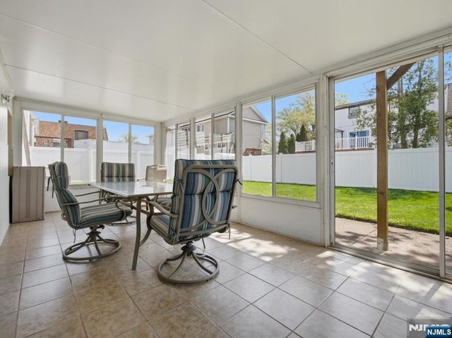 98 Moonachie Road, Moonachie, NJ 07074