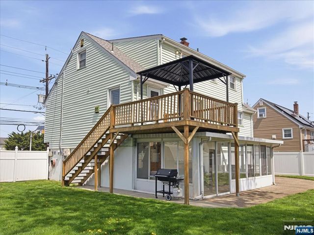 98 Moonachie Road, Moonachie, NJ 07074