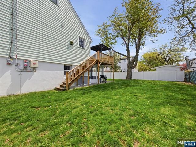 98 Moonachie Road, Moonachie, NJ 07074