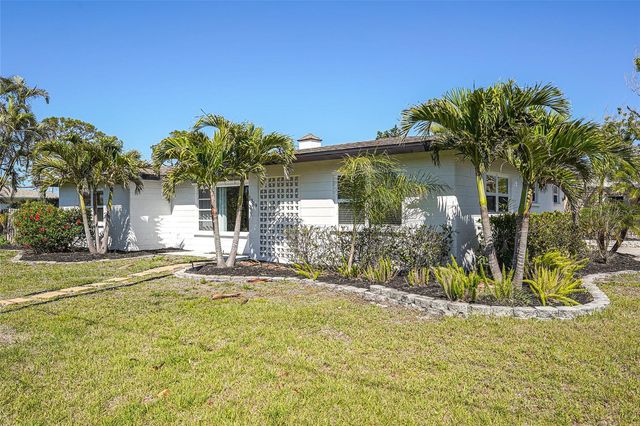1309 NOKOMIS AVENUE S, Venice, FL 34285