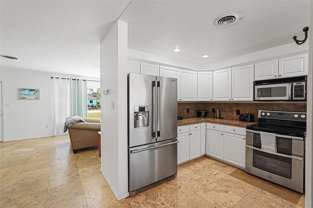 1309 NOKOMIS AVENUE S, Venice, FL 34285