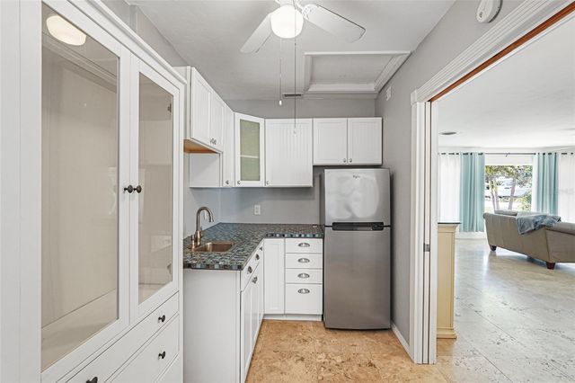 1309 NOKOMIS AVENUE S, Venice, FL 34285