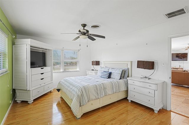 1309 NOKOMIS AVENUE S, Venice, FL 34285