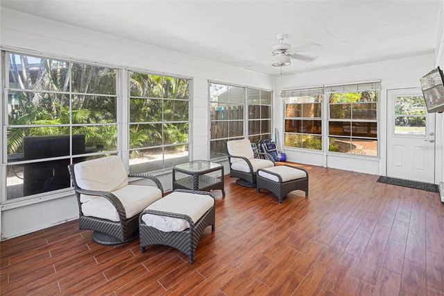 1309 NOKOMIS AVENUE S, Venice, FL 34285