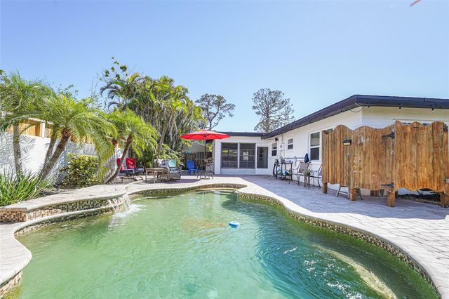 1309 NOKOMIS AVENUE S, Venice, FL 34285