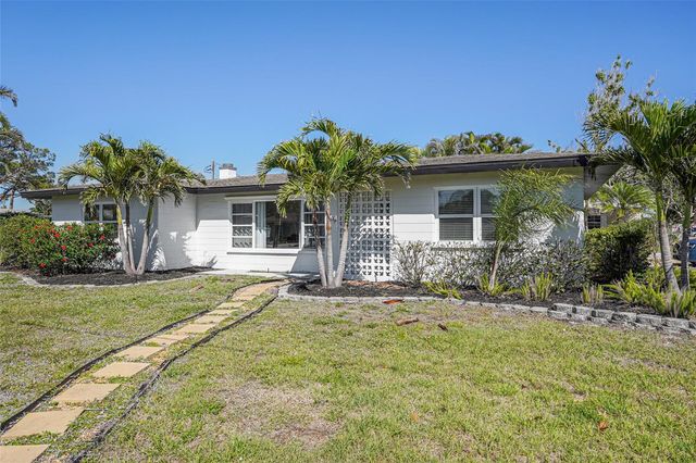 1309 NOKOMIS AVENUE S, Venice, FL 34285