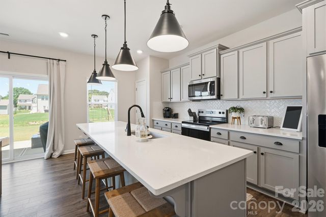 1295 Elizabeth Avenue, Kannapolis, NC 28083