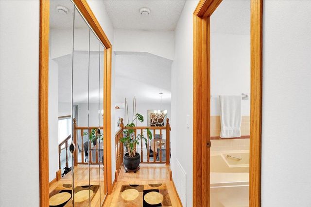 5583 W 140th Street, Savage, MN 55378