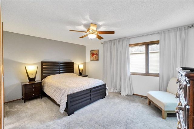 5583 W 140th Street, Savage, MN 55378