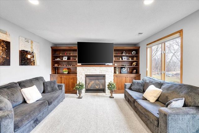 5583 W 140th Street, Savage, MN 55378