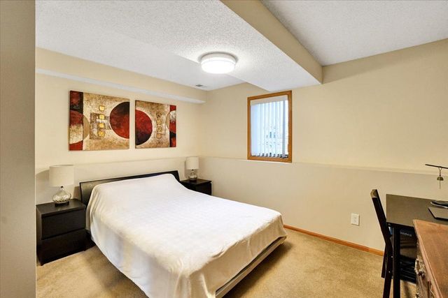 5583 W 140th Street, Savage, MN 55378