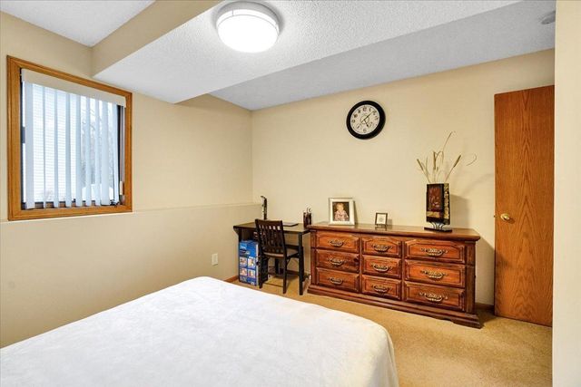 5583 W 140th Street, Savage, MN 55378