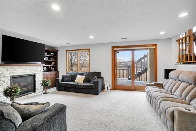 5583 W 140th Street, Savage, MN 55378