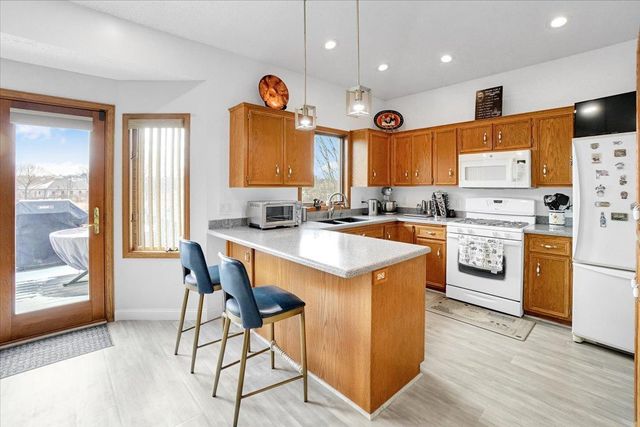 5583 W 140th Street, Savage, MN 55378