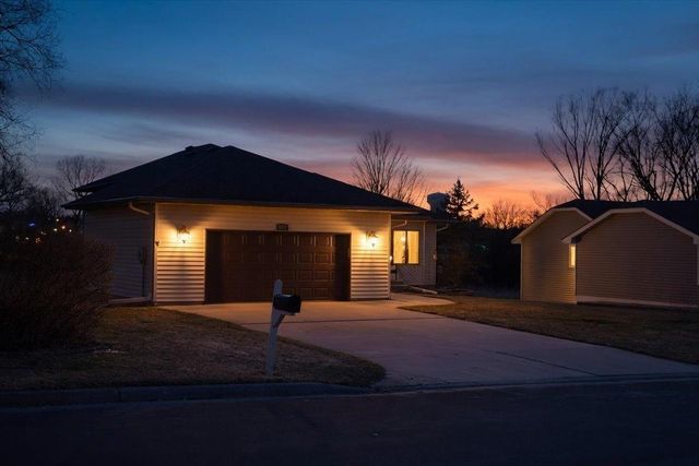 5583 W 140th Street, Savage, MN 55378