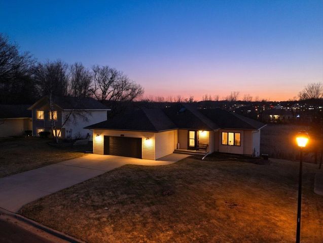 5583 W 140th Street, Savage, MN 55378