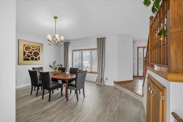 5583 W 140th Street, Savage, MN 55378