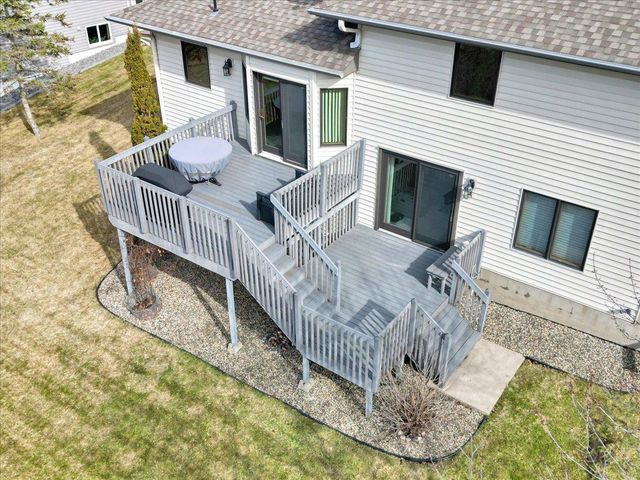 5583 W 140th Street, Savage, MN 55378