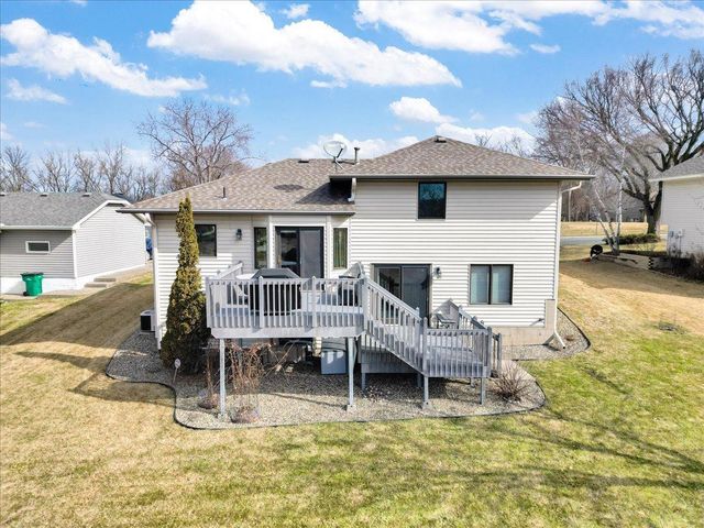 5583 W 140th Street, Savage, MN 55378