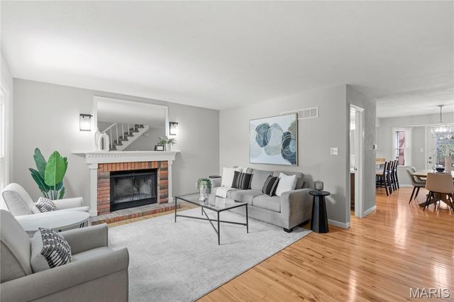 1386 Deerfield Estates Drive, O'fallon, MO 63366