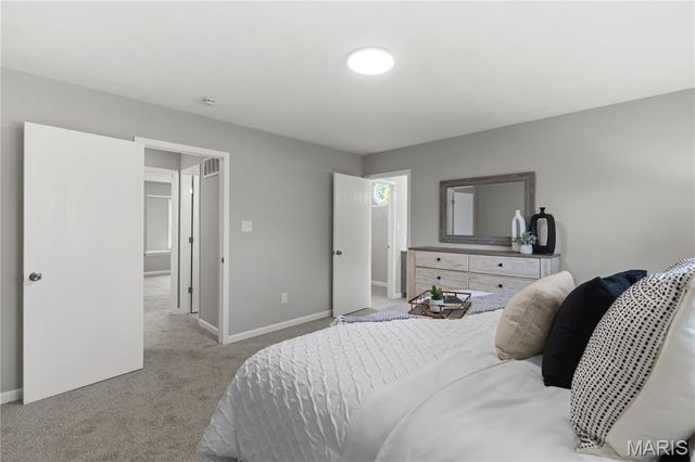 1386 Deerfield Estates Drive, O'fallon, MO 63366