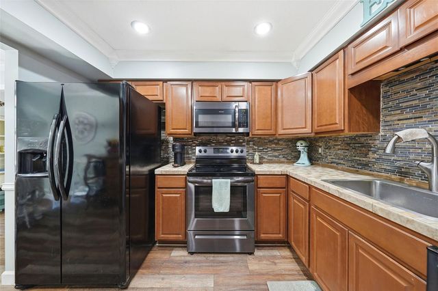 923 PARK DRIVE, Tavares, FL 32778